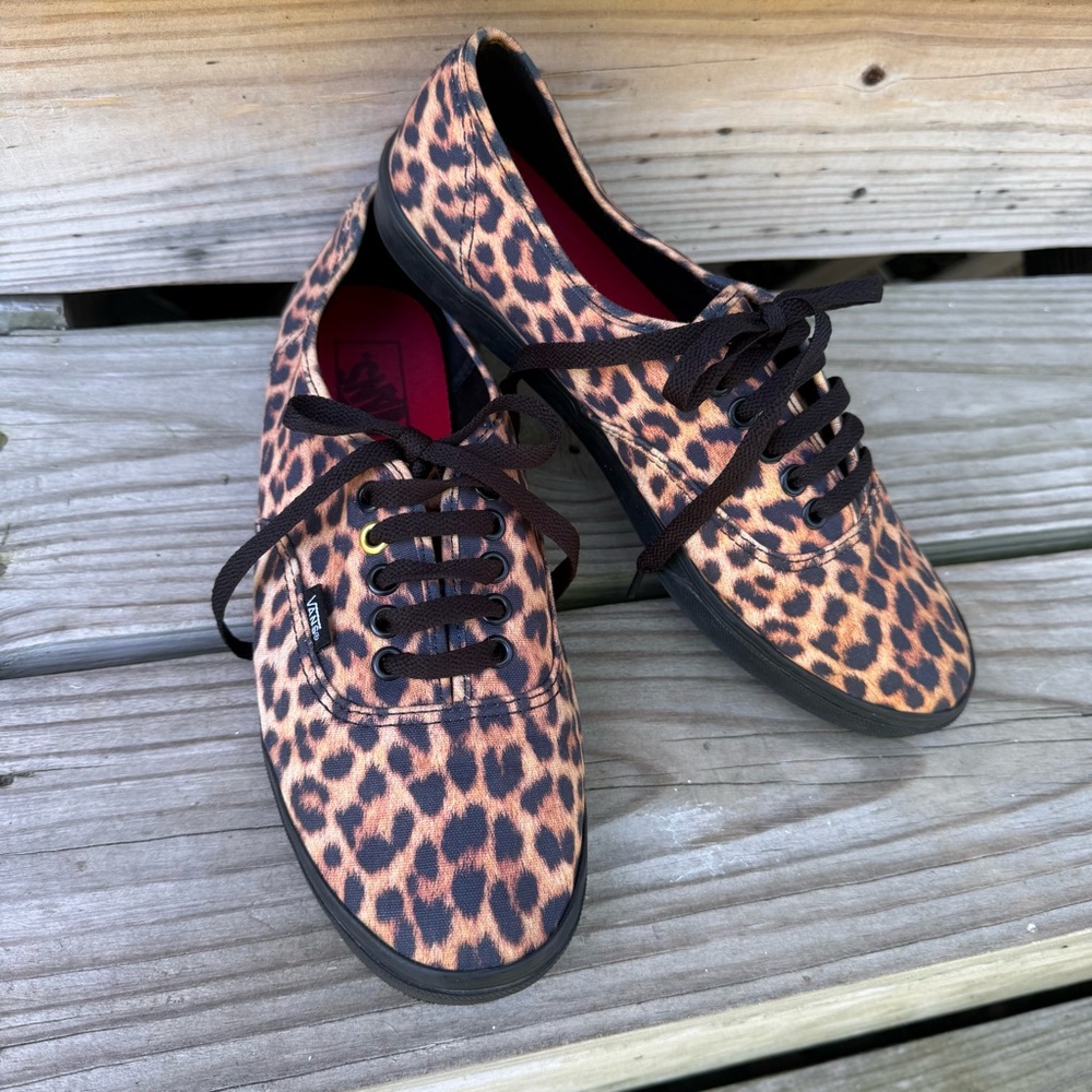 Vans Authentic Lowpro Leopard Print Sneakers Flats Black Sole Brown Skater Girl
